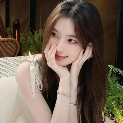 颁奖典礼后台实拍：老牌影帝与前任深夜同框，后援会发声明